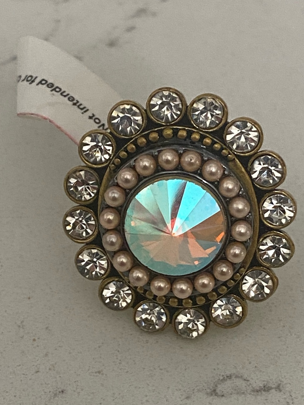 Kurt Geiger Octavia Cocktail Ring Size 8 NWT Goldtone plate/crystal Vintage Look - Picture 2 of 5